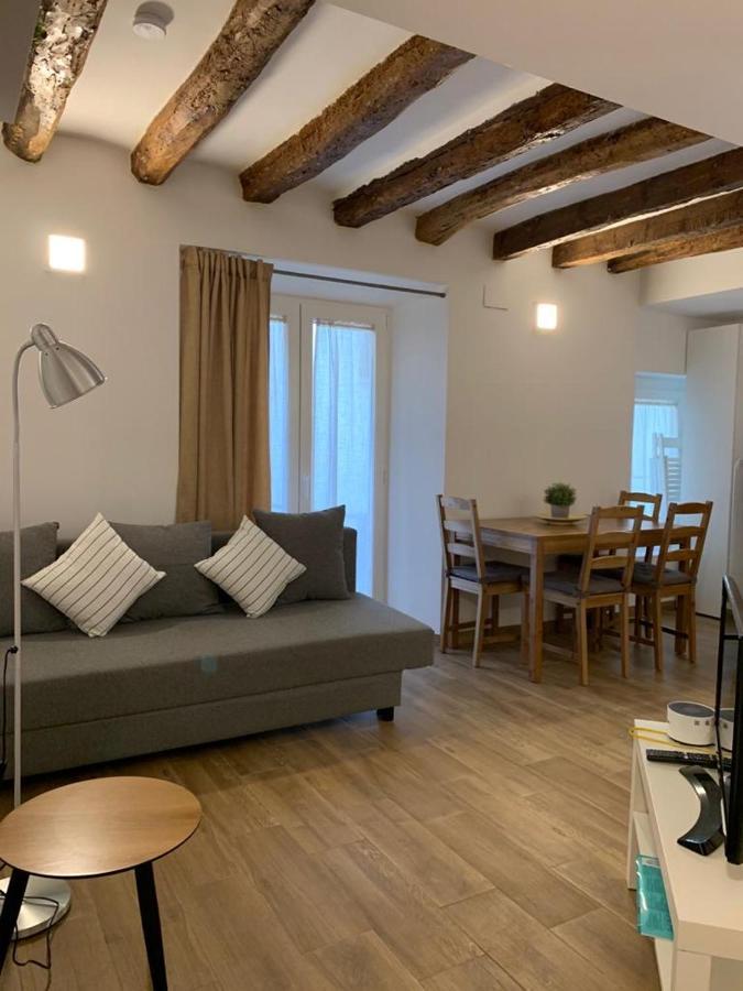 Apartaments Impro Мора-де-Эбро Экстерьер фото