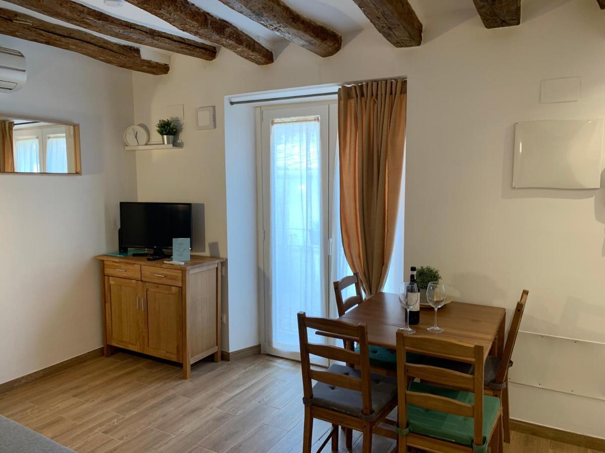 Apartaments Impro Мора-де-Эбро Экстерьер фото