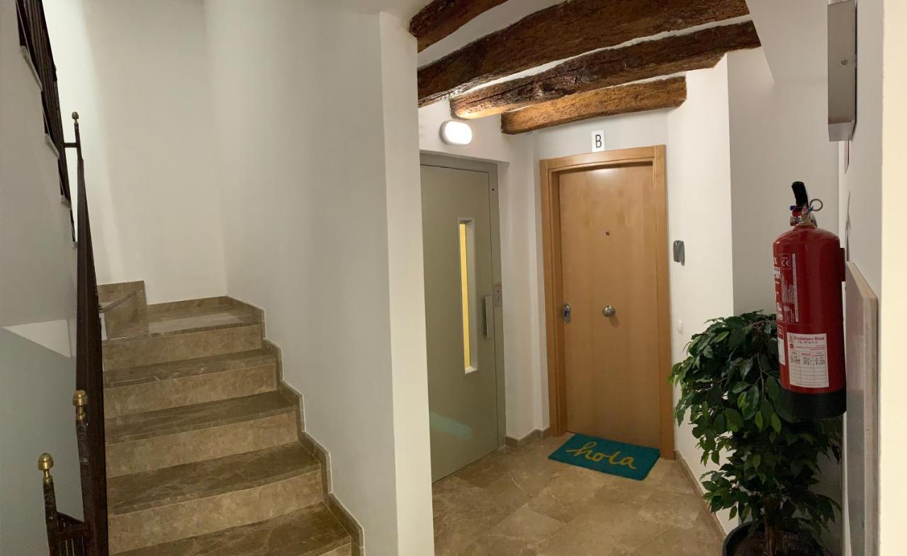 Apartaments Impro Мора-де-Эбро Экстерьер фото